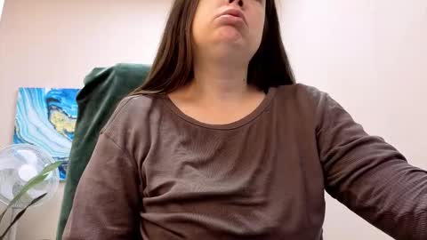 battymoll online show from October 29, 3:36 pm