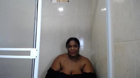 Snapshot of bbw_charlote chatting on February 28, 12:20 pm Charlote online show from February 28, 12:20 pm