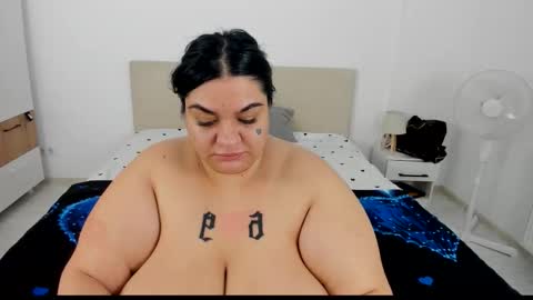 Snapshot of bbwevva chatting on September 10, 6:57 am EvaEmi online show from September 10, 6:57 am