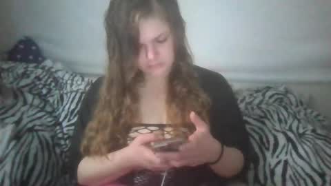 PlushiePrincess online show from December 19, 6:44 pm