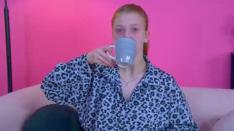 Beatrice online show from November 27, 6:55 pm