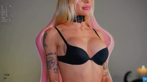 beatrix_rich online show from October 14, 5:04 pm