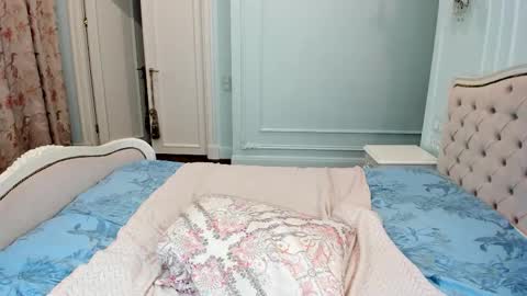 Chloe - Follow me on Fansly  online show from December 14, 5:24 am