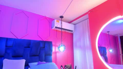 Chantall online show from November 21, 11:34 am