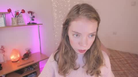 Eliise online show from September 16, 9:17 am