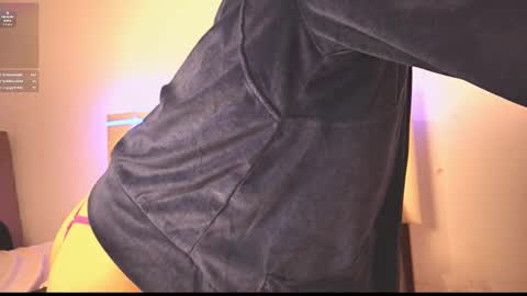 Jennifer online show from September 26, 3:04 am