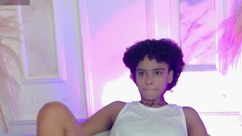 Beecckkkaaa online show from February 27, 2:06 pm