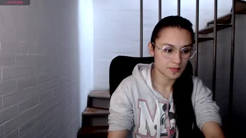 Snapshot of beckdymon chatting on March 9, 9:36 pm Daniela online show from March 9, 9:36 pm