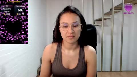 Snapshot of beckdymon chatting on October 7, 1:32 am Daniela online show from October 7, 1:32 am