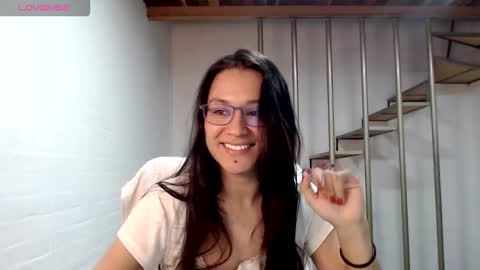 Snapshot of beckdymon chatting on October 21, 1:42 am Daniela online show from October 21, 1:42 am