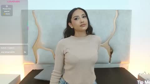 Snapshot of beella_tay1 chatting on October 8, 4:22 pm BELLA online show from October 8, 4:22 pm