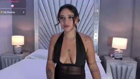 Snapshot of belajones chatting on October 11, 4:50 am Bela online show from October 11, 4:50 am