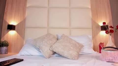 Bella cam online show from December 22, 7:06 pm