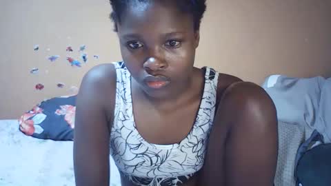 Bella online show from November 28, 2:03 am