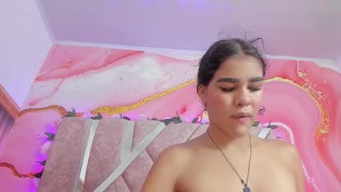 Melanie  online show from February 6, 11:02 am