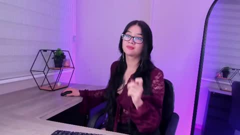 Bella Corbin   online show from June 30, 8:08 pm