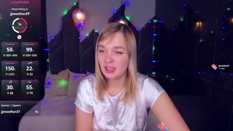 Bella online show from December 25, 5:26 am