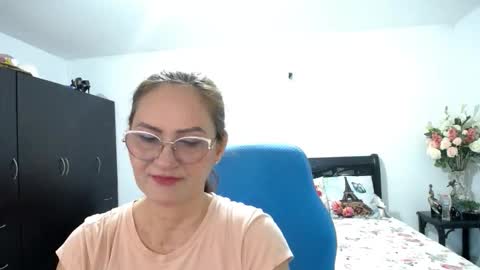 Bella online show from November 21, 12:34 am