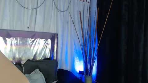 Snapshot of bella_lr chatting on September 26, 2:42 am Valentina online show from September 26, 2:42 am