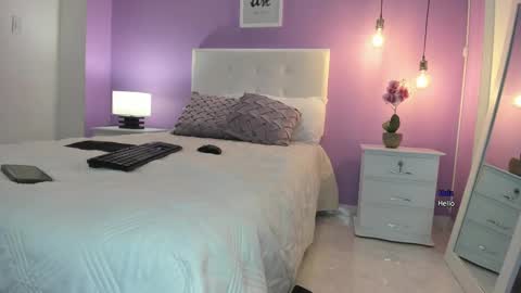 Bella Ponce  online show from December 14, 1:27 pm