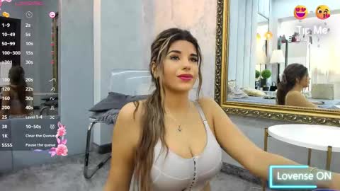 bella_posh online show from October 13, 8:06 am