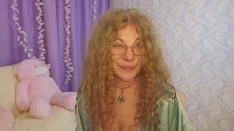 Bella online show from February 22, 3:57 pm