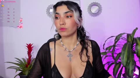 Bella online show from February 8, 2:15 am