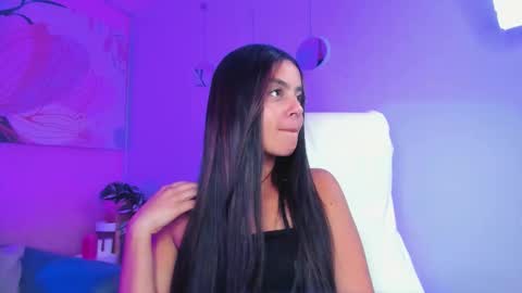 BELLA online show from September 13, 9:34 pm