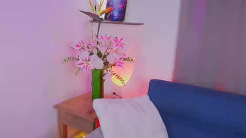Betsy online show from July 5, 10:48 pm