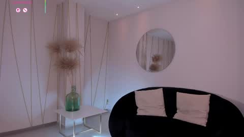  Bella C  online show from April 16, 9:39 pm