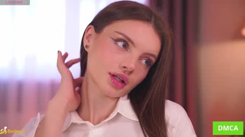 Snapshot of bellacle chatting on October 6, 7:47 am Bella I took a vacation and Ill be back on December 18th So dont lose me To keep in touch I have a TG - you can find below online show from October 6, 7:47 am