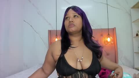 bellaeclipse online show from June 19, 12:30 pm