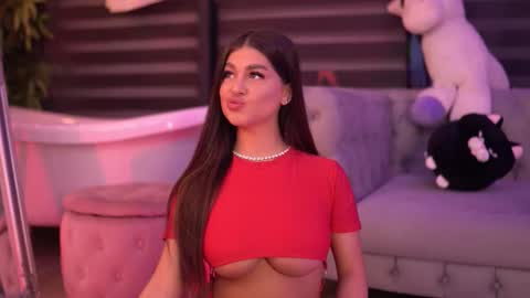 Bella online show from November 26, 6:31 pm