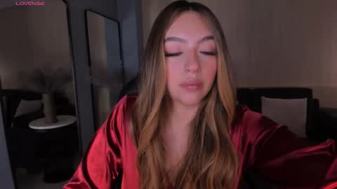 Snapshot of bellarosex1 chatting on October 3, 5:56 am Bella Rose online show from October 3, 5:56 am
