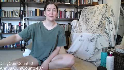 BellaStrange69 online show from March 27, 5:35 pm