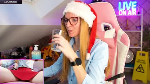 Alice online show from December 23, 7:49 am