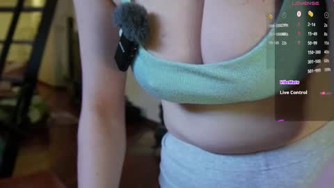 BELLE   online show from December 1, 3:43 am