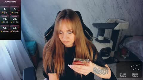 Snapshot of bellezza_ chatting on January 15, 11:32 am Your Annabelle Wolf online show from January 15, 11:32 am