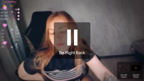 Snapshot of bellezza_ chatting on September 19, 6:40 pm Your Annabelle Wolf online show from September 19, 6:40 pm