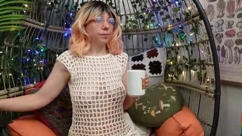 Willow online show from October 27, 11:50 am