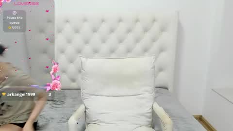 berniceafra online show from May 13, 5:08 pm