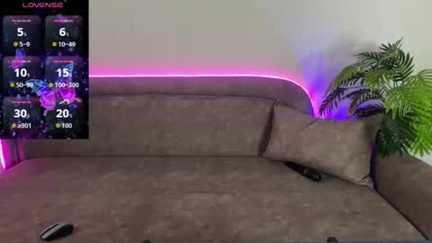 Teya online show from March 30, 3:11 pm