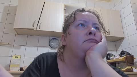 Snapshot of bethnorth chatting on September 29, 5:34 am bethnorth online show from September 29, 5:34 am