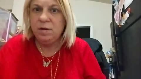 betsygore78 online show from February 6, 10:58 am