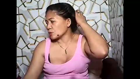betty_83 online show from May 9, 1:24 pm
