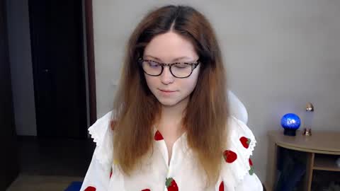 Snapshot of bettystar_ chatting on January 30, 4:24 pm Betty online show from January 30, 4:24 pm