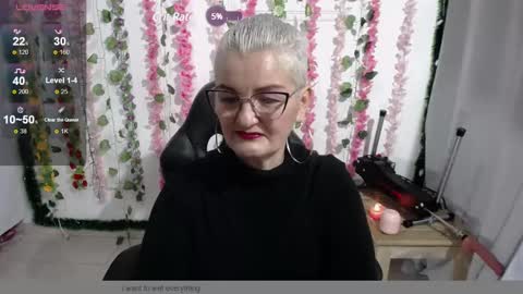Snapshot of bety_cum3 chatting on January 3, 9:47 am bibiana online show from January 3, 9:47 am
