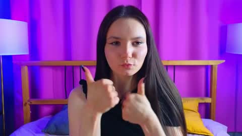 Marie  online show from May 3, 7:39 pm