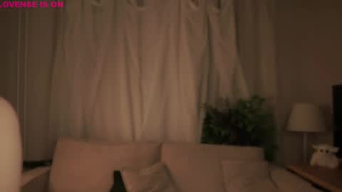 Eliz online show from February 6, 1:09 am