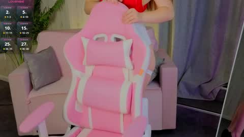 Candace online show from April 10, 8:20 am